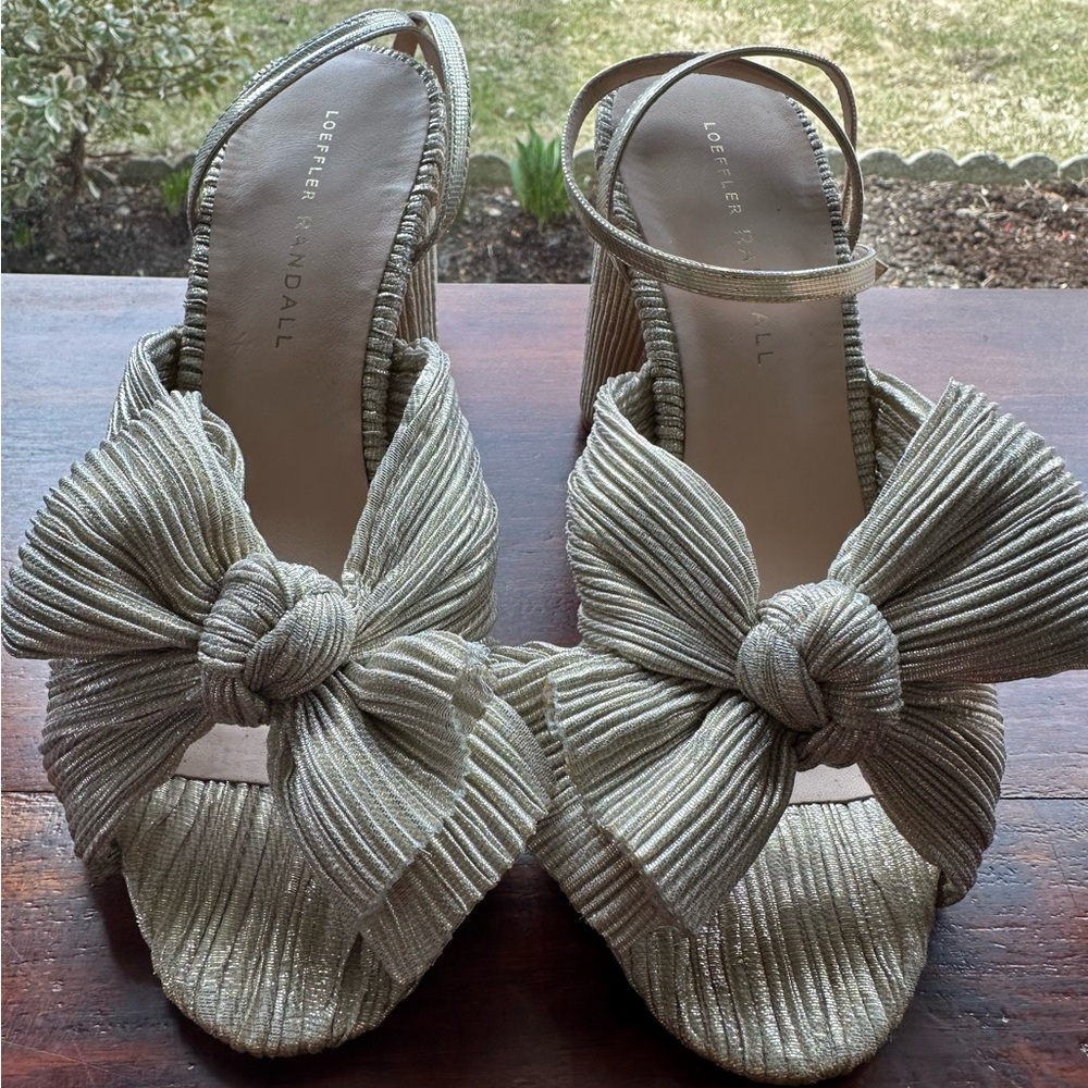 Loeffler Randall Camellia Champagne Gold Pleated Bow Heels